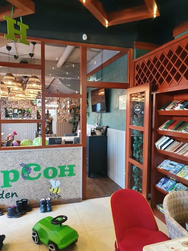kafe-anderson-1