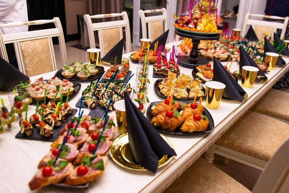 Кейтеринг Treff Catering Кейтеринг Treff Catering
